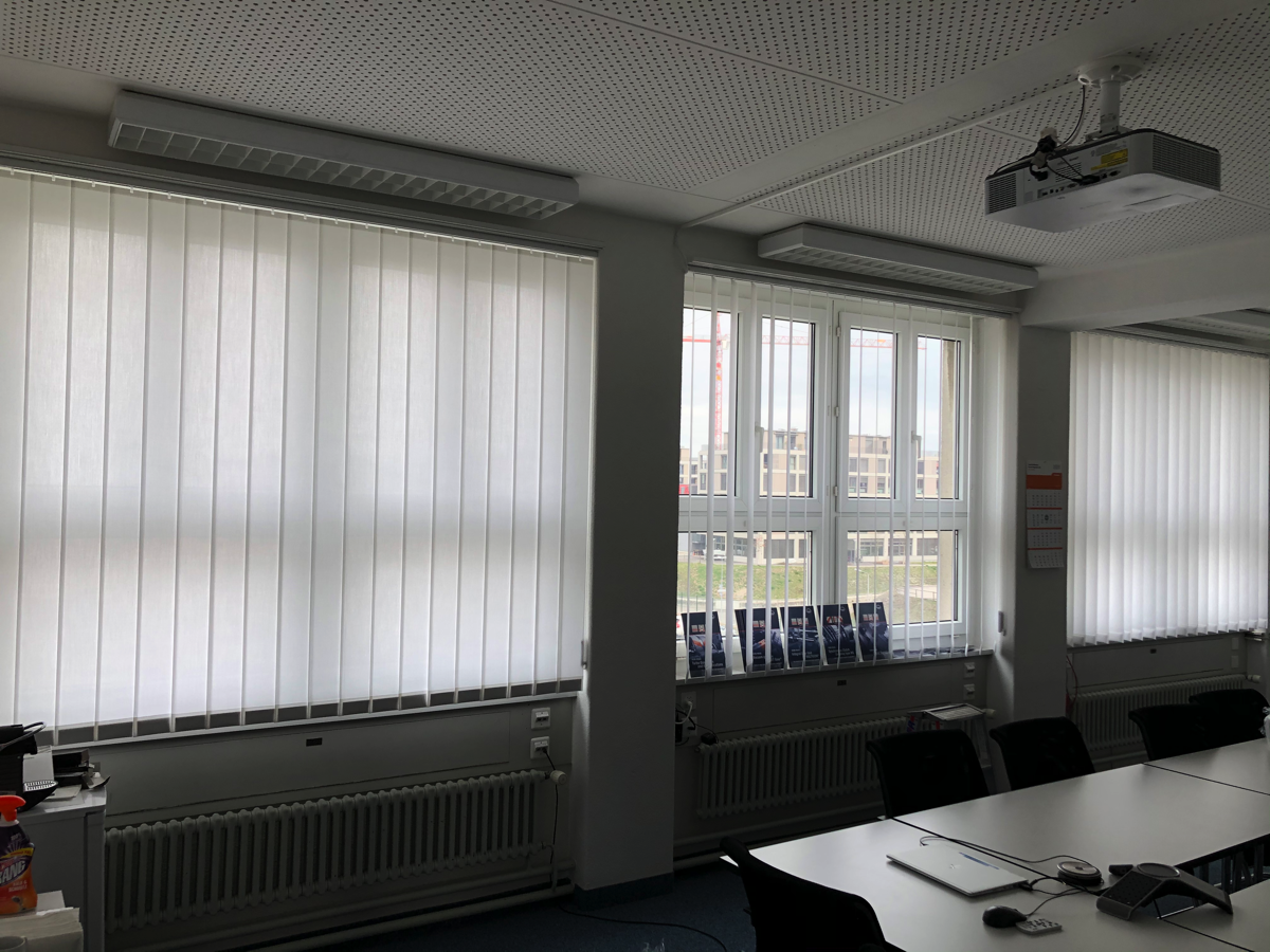 Stacks Image p341_n3